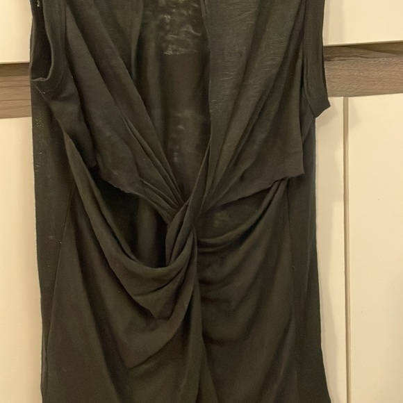 A.L.C linen top - Picture 2 of 3